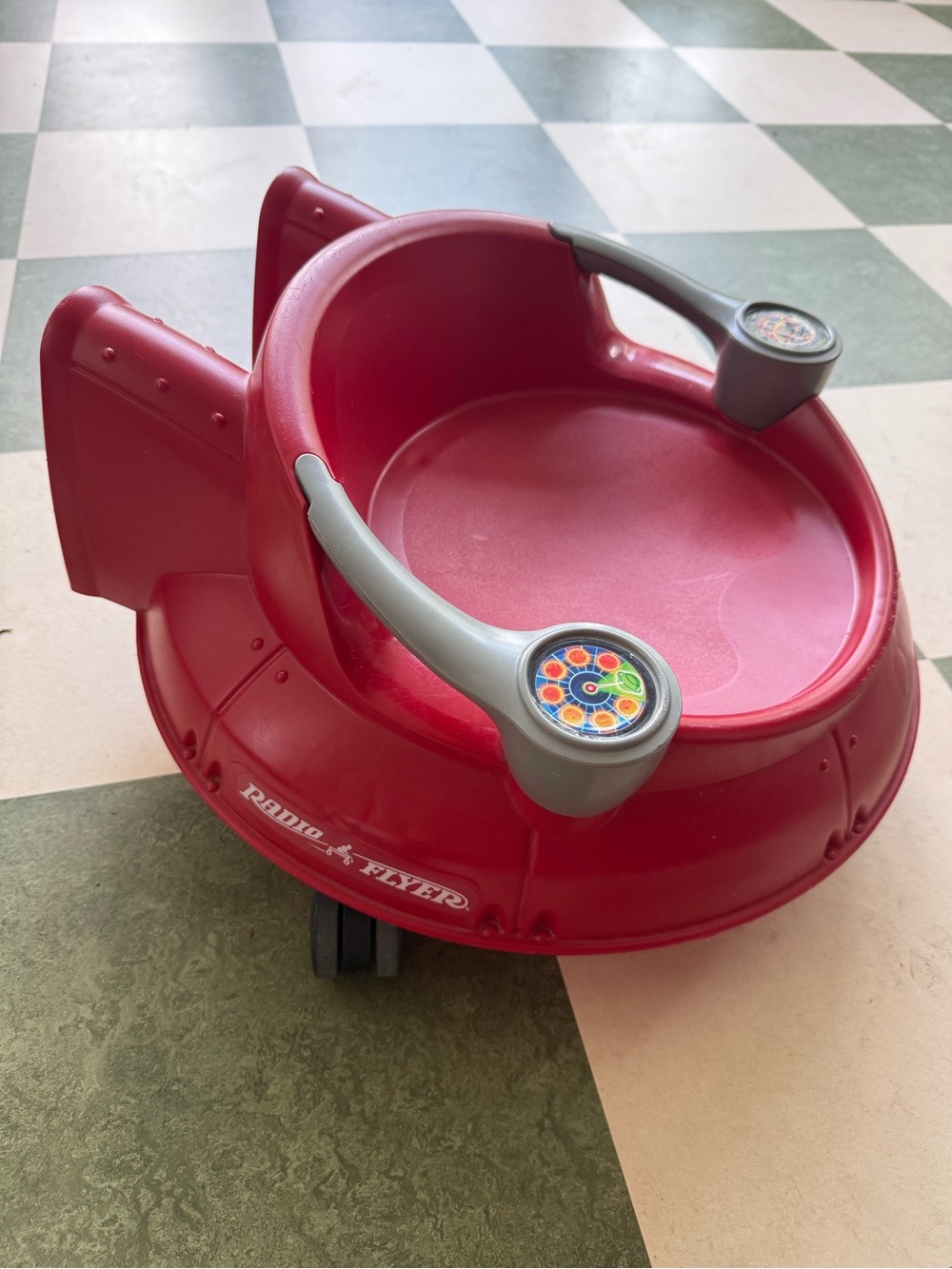 Radio Flyer Red Spinning Ride-On Saucer for Kids